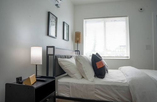 Old Northwood Historic District House | Modern Studio Near Downtown