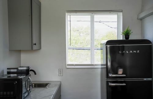 Old Northwood Historic District House | Modern Studio Near Downtown