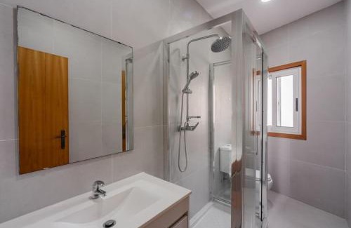 Senhora da Hora Apartment | Modern studio near Metro Station