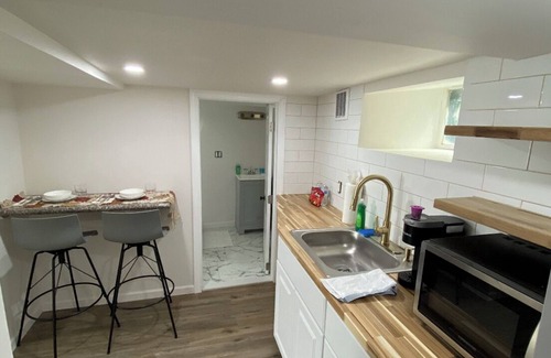 Stamford Apartment | Modern Studio near Downtown Stamford!