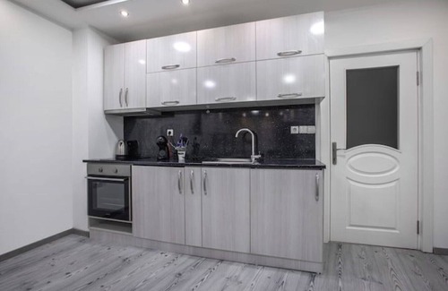 Plovdiv Center Apartment | Modern studio near town centre ideal for a weekend escape