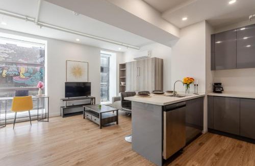 Downtown Montreal Apartment | Modern Studio on Bishop - Spotlight MTL