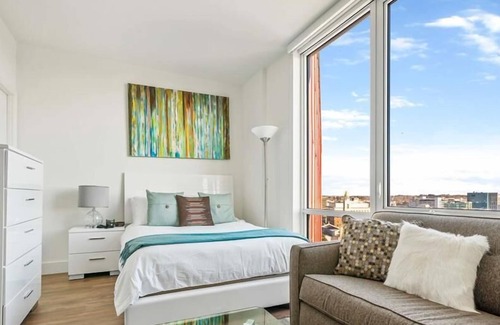 White Plains Apartment | Modern Studio | Upscale Amenities | Kitchen & Laundry