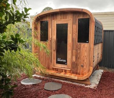 Albion Park Rail Apartment | Modern Studio with Outdoor Bath and Cabin Sauna