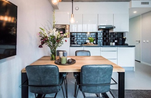Czaar Peterbuurt Apartment | Modern style 2 bedroom apartment in Eastern Amsterdam