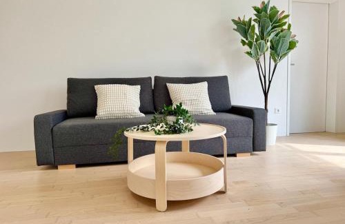 Grinzing Apartment | Modern Stylish Luxury Apartment with Parking