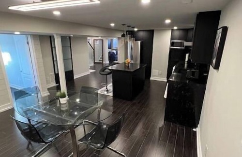 Eringate House | Modern Suite near Pearson Airport. Sleeps 1-4