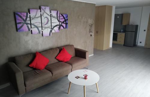 Strovolos Apartment | Modern Suite, XL balcony, parking