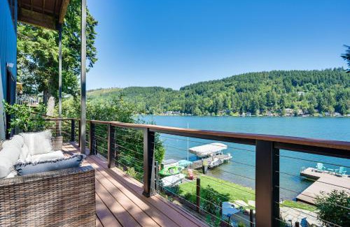 Olympia House | Modern Summit Lake Escape - Spacious Deck with View!