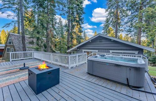 Timberland House | Modern Tahoe Retreat with Grill Walk to Beach