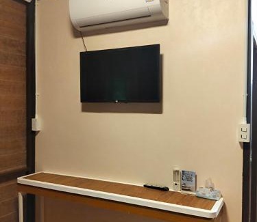 Phanom House | Modern Tor Tao camp