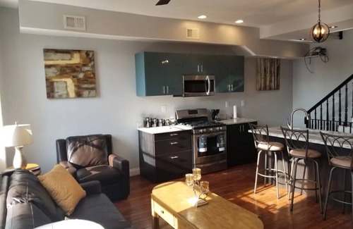Downtown Baltimore Apartment | Modern Townhome blocks away from Camden Yards