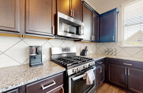 North San Antonio - SAT House | Modern townhome with enclosed yard, private balcony, & W/D - near local park