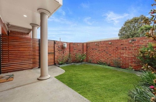 Warrnambool House | Modern Townhouse in the Heart of Warrnambool’s CBD