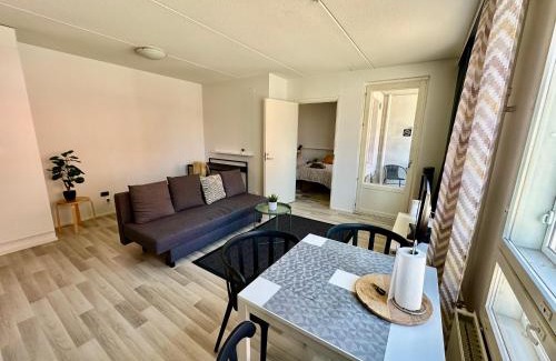 Kallio Apartment | Modern two-room flat with balcony near metro