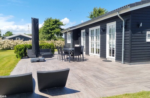 Skovmose House | Modern vacation home with large garden near the beach