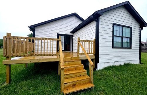 Quitman House | Modern Vacation Rental near Lake Fork for a Fantastic Family Getaway in Texas