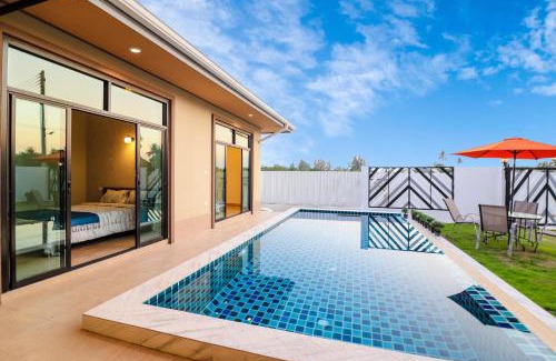 Hin Lek Fai Villa | Modern Villa Club House Hua Hin 32 泳池四合院