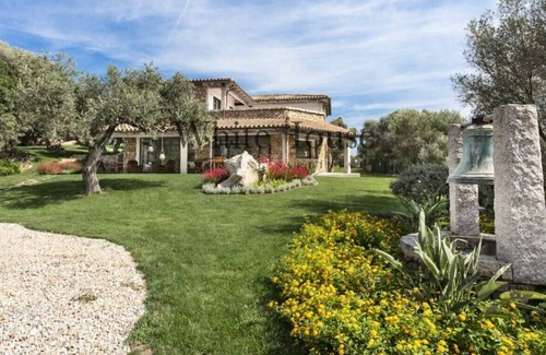Rudalza Villa | Modern Villa for 2 People