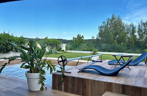 Saint-Gely-du-Fesc House | Modern villa 140 m2 tranquility guaranteed!
