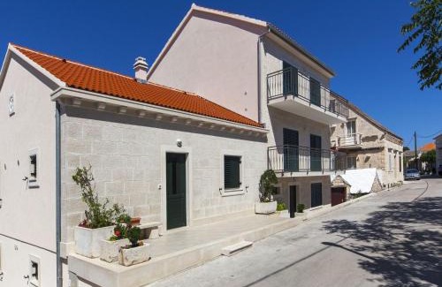 Povlja Villa | Modern Villa in Povlja with Pool