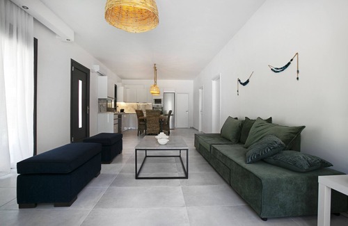 Filerimos House | Modern Villa in the midst of a beautiful and quiet forest