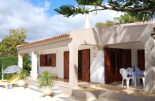 Lagos Villa | Modern Villa in a quiet spot, with a large private swimming pool