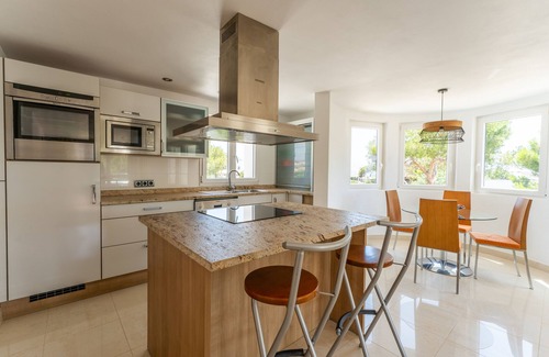 Cala Serena Villa | Modern villa with pool 2 minutes from the beach