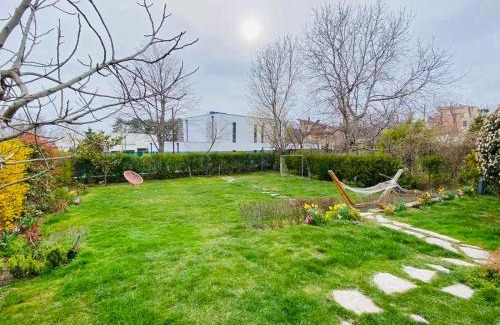 Trakata Villa | Modern Villa with Garden in Evksinograd, Varna by Flat manаger