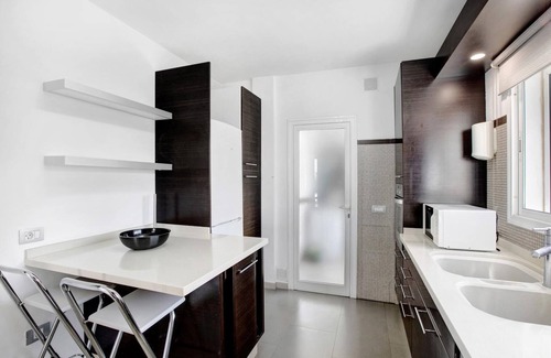 Costa Adeje Villa | Modern Villa with Heated Pool, Sea Views, for 8 Guests, Costa Adeje, Tenerife ☀️