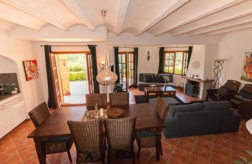 Calonge Villa | Modern villa with private pool near the sea
