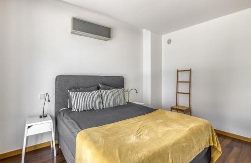 Salir do Porto House | Modern Villa with Pool and barbecue, cleaning included