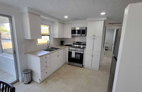 Killarney Shores To The Gulf House | Modern Water Front House