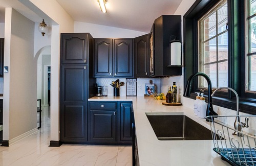 Augusta Cottage | Modern Waterfront Cottage With Heated Pool by 1000 Islands!