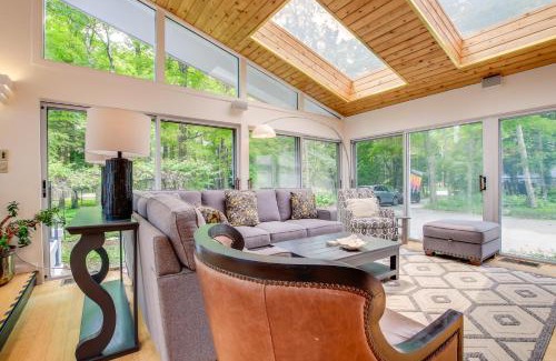 Sturgeon Bay House | Modern Waterfront Home - 1 Mi to Cave Point Park!