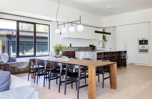 Nicklaus North House | Modern Whistler Retreat with Hot Tub, Close to Golf Course and Whistler Village