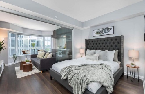 Bloor-Yorkville House | Modern Yorkville 1Br 1Ba Gym Upscale Area