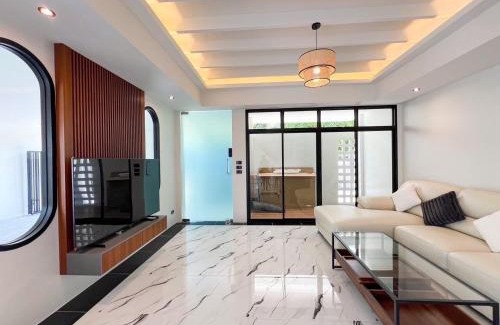 Talat Yai Villa | Modern ZEN Vibe 3BR Pool Villa Phuket
