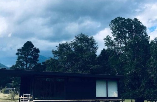 Pucon House | Moderna, Acogedora y con río