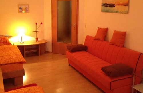 Ost Apartment | Moderne Ferienwohnung in ruhiger, zentraler Lage am Park