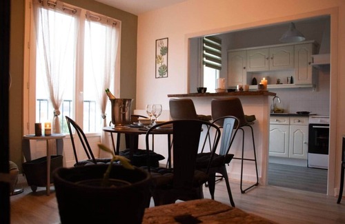 Chateauroux Apartment | Moderne Lemoine Idéal Voyages D'affaires