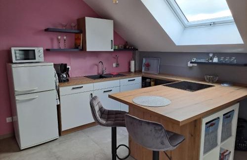Nemmersdorf Apartment | Moderne Neue Dachgeschosswohnung Juliane
