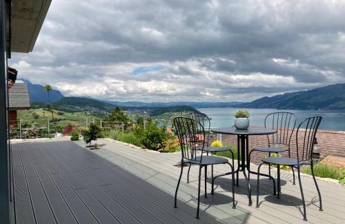 Krattigen Apartment | Moderne Unterkunft mit Panoramablick auf Thunersee