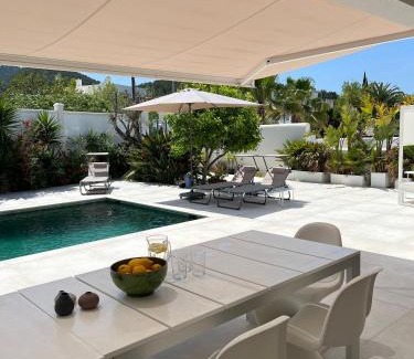 Sant Josep de sa Talaia Villa | Moderne Villa mit Pool