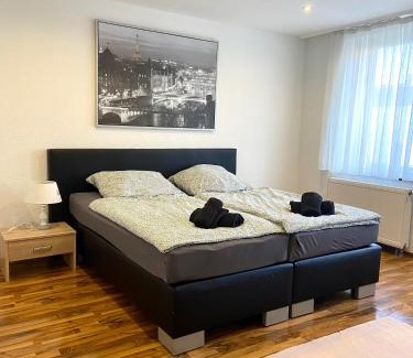Loehne Apartment | Modernes Apartment in zentraler Lage für bis zu 4 Personen