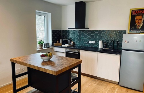 Grafenau Apartment | Modernes Appartement Seeblick mit Balkon