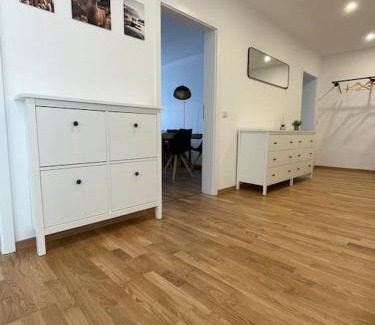 Zentrum-Ost Apartment | #modernes wohnen im historischen Altbau 3 OG links