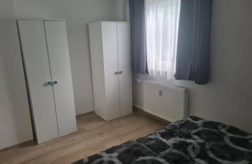 Plettenberg Apartment | Modernes Work and Stay Apartment Nähe Attendorn und Plettenberg für 5 Personen