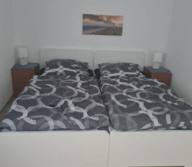 Plettenberg Apartment | Modernes Work and Stay Apartment Nähe Attendorn und Plettenberg für 5 Personen