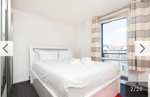 Broad Green Apartment | Modernized 1-Bedroom Flat in Croydon
